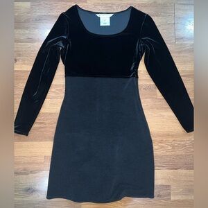 Max Studio Black Long Sleeve Dress